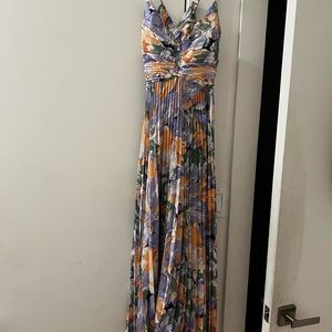 ASTR BLYTHE Floral Midi Dress - M